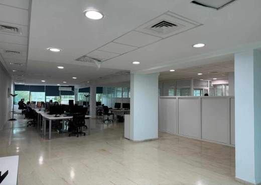 Joli bureau 350 m² à Alain Savary - Bien immobilier à {"id":23,"country_id":219,"name":"TUNIS","slug":"tunis"} - Image 4 - Darek Immobilière & Consulting