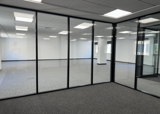 Super bureau 300 m² THS au lac 1 - Bien immobilier à {"id":23,"country_id":219,"name":"TUNIS","slug":"tunis"} - Darek Immobilière & Consulting