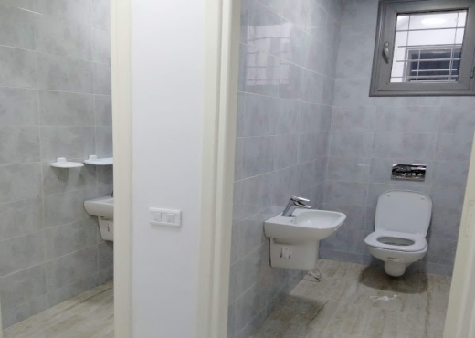 Spacieux bureau hall +2 au la 3 kram - Bien immobilier à {"id":23,"country_id":219,"name":"TUNIS","slug":"tunis"} - Image 2 - Darek Immobilière & Consulting