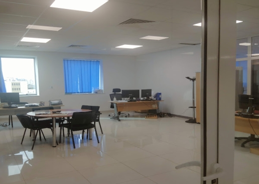 Super bureau 650 m² hs à charguia 2 - Bien immobilier à {"id":1,"country_id":219,"name":"ARIANA","slug":"ariana"} - Image 4 - Darek Immobilière & Consulting