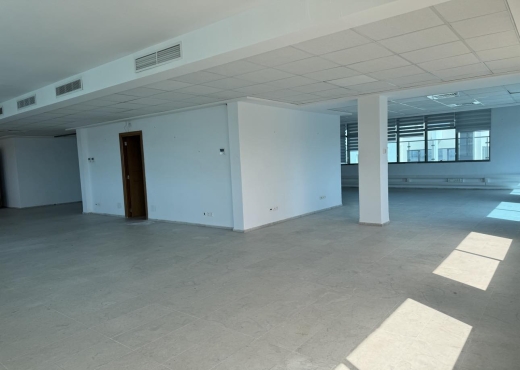 Super bureau 2300 m² ths au lac 2 - Bien immobilier à {"id":23,"country_id":219,"name":"TUNIS","slug":"tunis"} - Image 3 - Darek Immobilière & Consulting