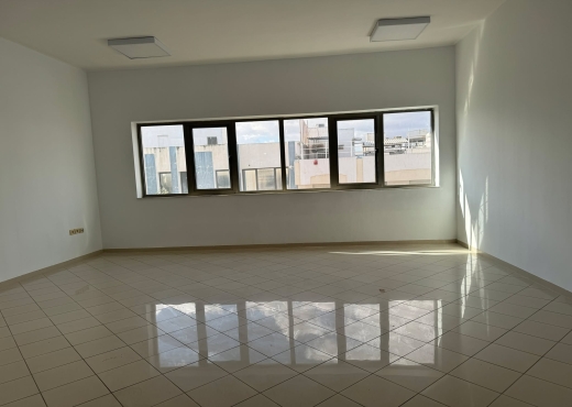 jpli bureau 145 m² à Montpaisir