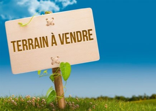Super terrain 608 m² à Alain savary