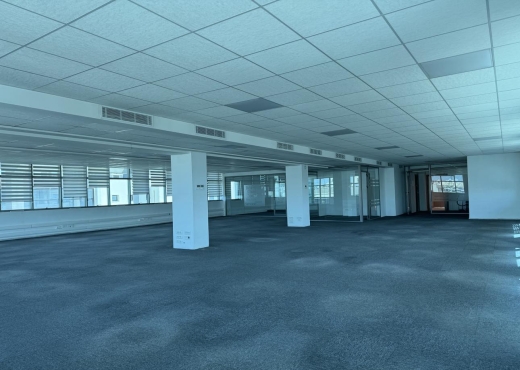 Super bureau 1650 m² ths au lac 2 - Bien immobilier à {"id":23,"country_id":219,"name":"TUNIS","slug":"tunis"} - Image 2 - Darek Immobilière & Consulting