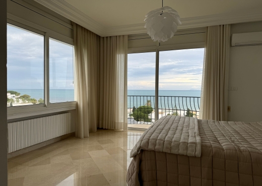 Superbe villa avec vue imprenable sur mer à Marsa - Bien immobilier à {"id":23,"country_id":219,"name":"TUNIS","slug":"tunis"} - Image 4 - Darek Immobilière & Consulting
