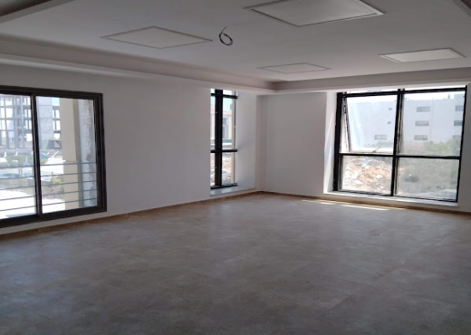 Joli open spa ce 1200 m² au lac 3 - Bien immobilier à {"id":23,"country_id":219,"name":"TUNIS","slug":"tunis"} - Image 4 - Darek Immobilière & Consulting