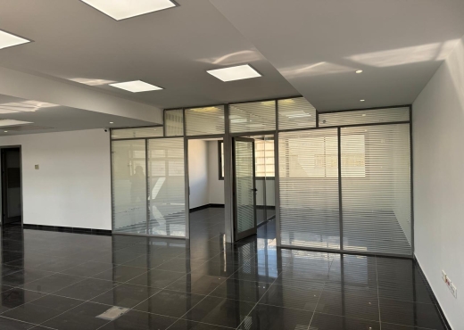 Bureau 220 m² hs au Berge du lac 1 - Bien immobilier à {"id":23,"country_id":219,"name":"TUNIS","slug":"tunis"} - Image 4 - Darek Immobilière & Consulting