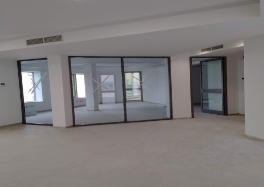 Super bureau 275 m² avec vue aéroport au lac 1 - Bien immobilier à {"id":23,"country_id":219,"name":"TUNIS","slug":"tunis"} - Image 2 - Darek Immobilière & Consulting