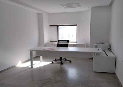 A louer Coquette Bureau Charguia 2 - Bien immobilier à {"id":1,"country_id":219,"name":"ARIANA","slug":"ariana"} - Image 4 - Darek Immobilière & Consulting