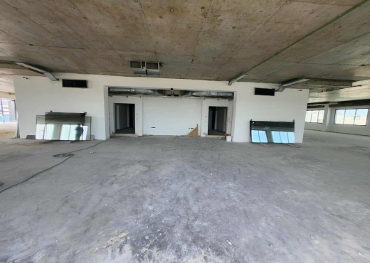 Open space 1220 m² ths au pole la gazelle - Bien immobilier à {"id":1,"country_id":219,"name":"ARIANA","slug":"ariana"} - Darek Immobilière & Consulting