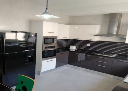 Coquette appart S3 meublé au Lac 2 - Bien immobilier à {"id":23,"country_id":219,"name":"TUNIS","slug":"tunis"} - Image 4 - Darek Immobilière & Consulting