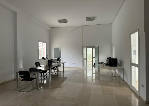 Bureau au rdc au lac 3 kram tunis - Bien immobilier à {"id":23,"country_id":219,"name":"TUNIS","slug":"tunis"} - Image 2 - Darek Immobilière & Consulting