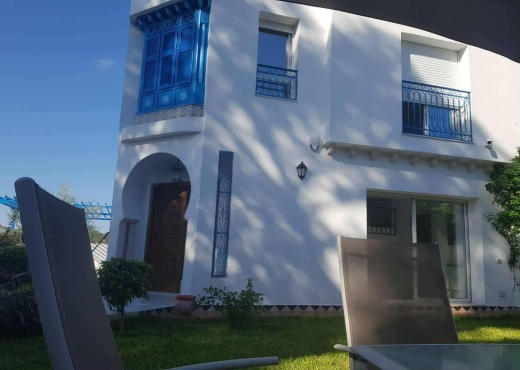 A vendre Coquette villa à Gammart supérieur - Bien immobilier à {"id":23,"country_id":219,"name":"TUNIS","slug":"tunis"} - Image 3 - Darek Immobilière & Consulting